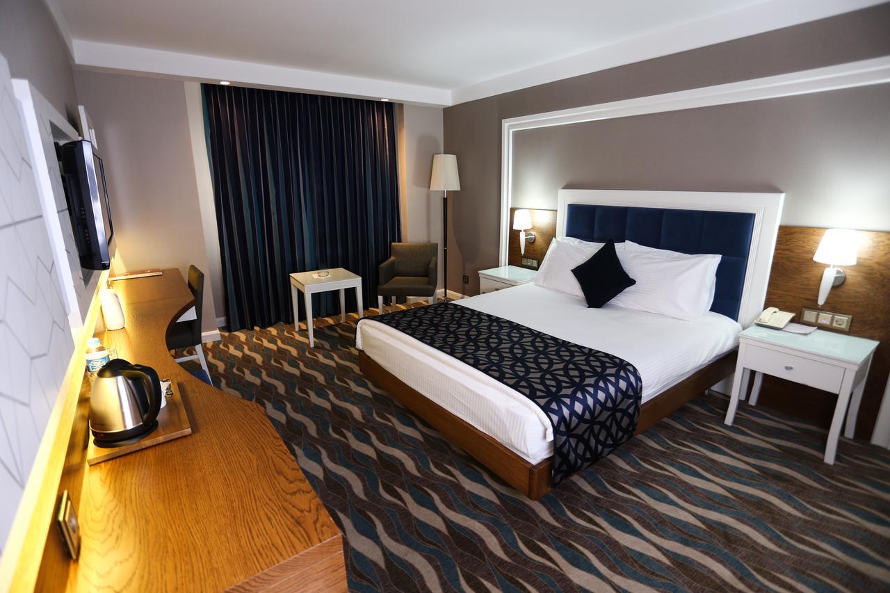Sivas Bueyuek Hotel Eksteriør bilde